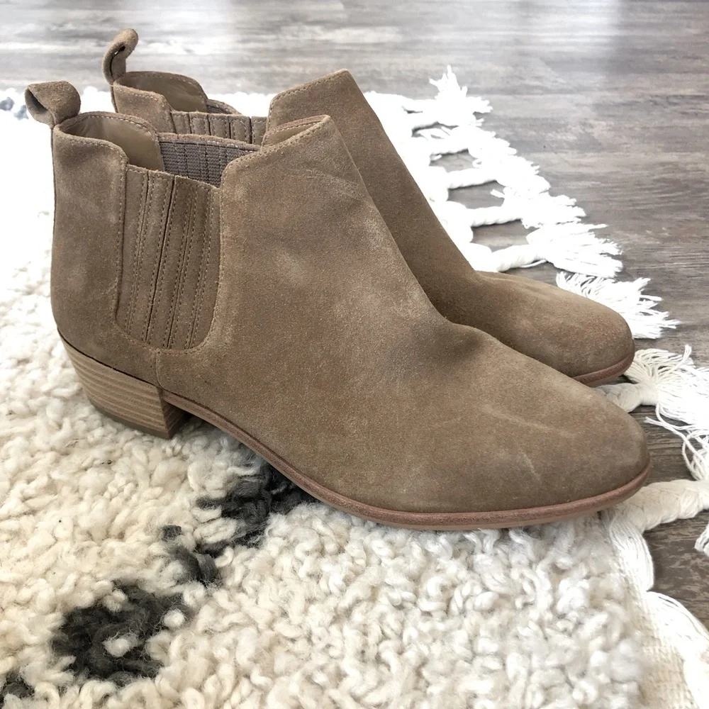 Michael Kors Shaw Suede Ankle Boots tan khaki taupe leather low block heel 7